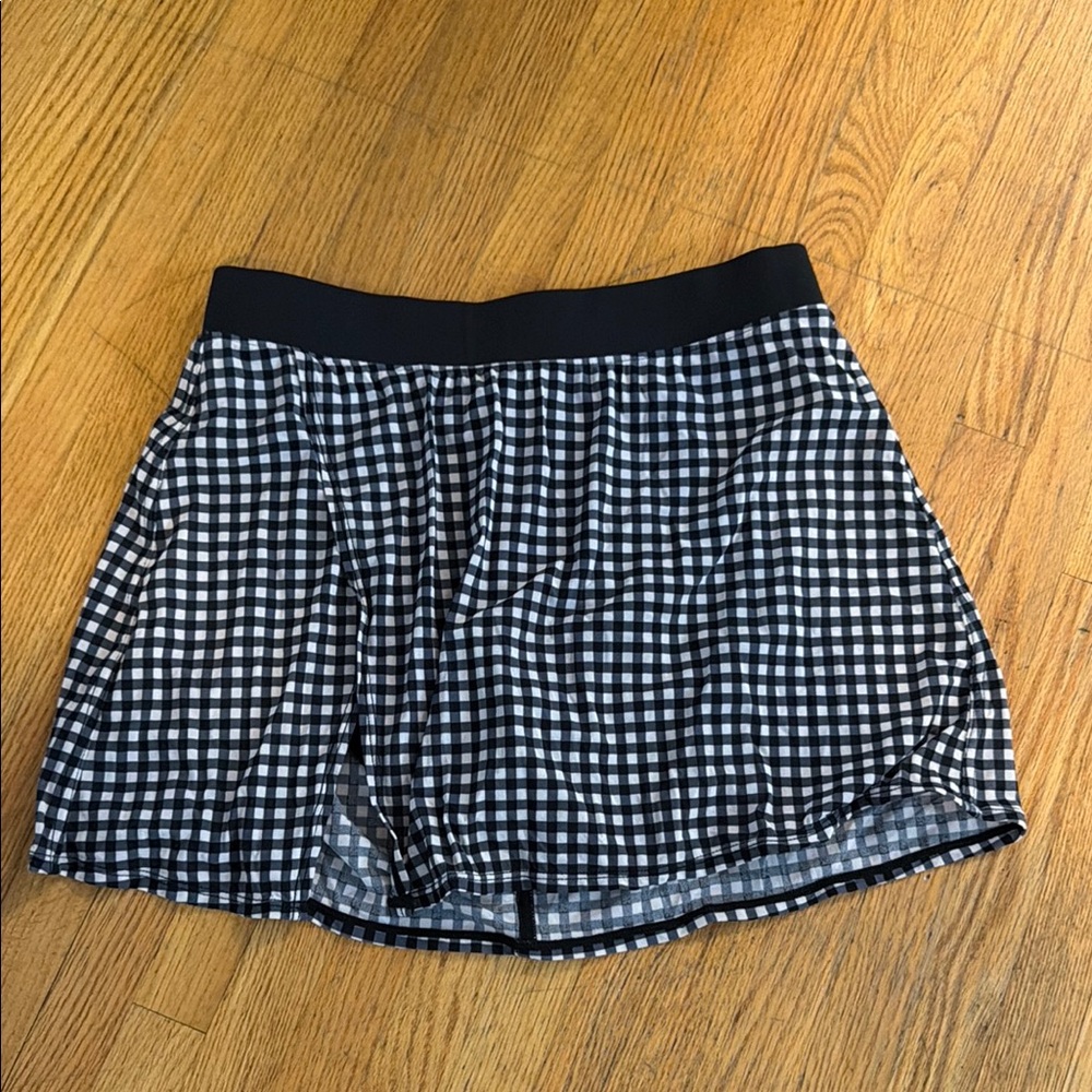 ALO Yoga Black and White Gingham Mini Skirt